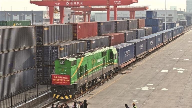 推进“一带一路”建设再上新台阶